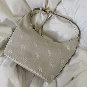 dooney & bourke purse